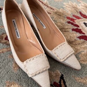 Manolo Blahnik Cream Pointed-Toe Braided Trim Pumps